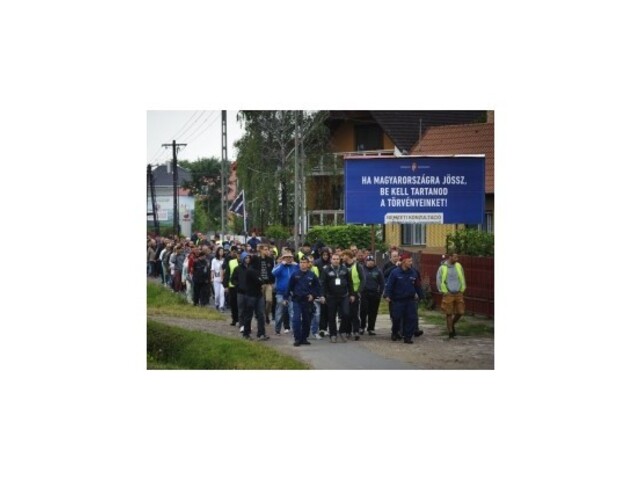 Maďarská polícia zadržala počas víkendu takmer 3300 ilegálnych imigrantov
